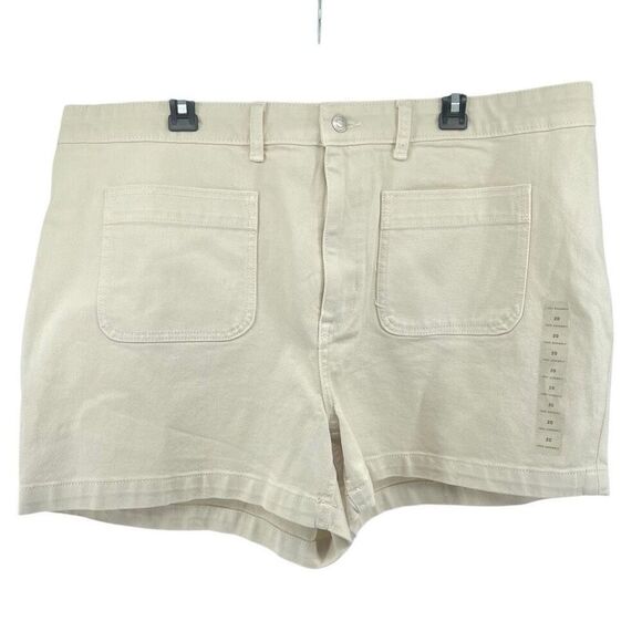 Free Assembly Women’s Cream Patch Pocket Denim Shorts Size 20 – 4” Inseam NWT - Picture 3 of 16